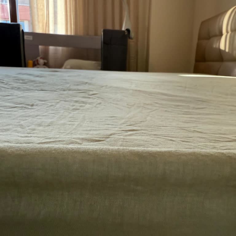 Yatakta Kısa Sürede Çökme Ve Değişim İçin Ücret Talebi