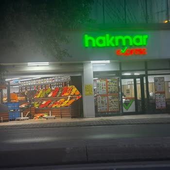 Kapanış Saatinden Önce Alışverişe Engel Olan Palet Sorunu Tekrar Ediyor