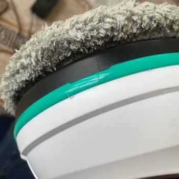 Servisten Kırık Ve Arızalı Dönen Cam Silme Robotu Şoku