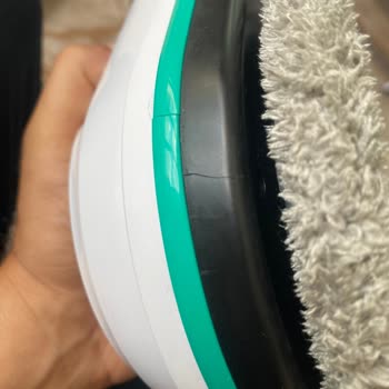 Servisten Kırık Ve Arızalı Dönen Cam Silme Robotu Şoku