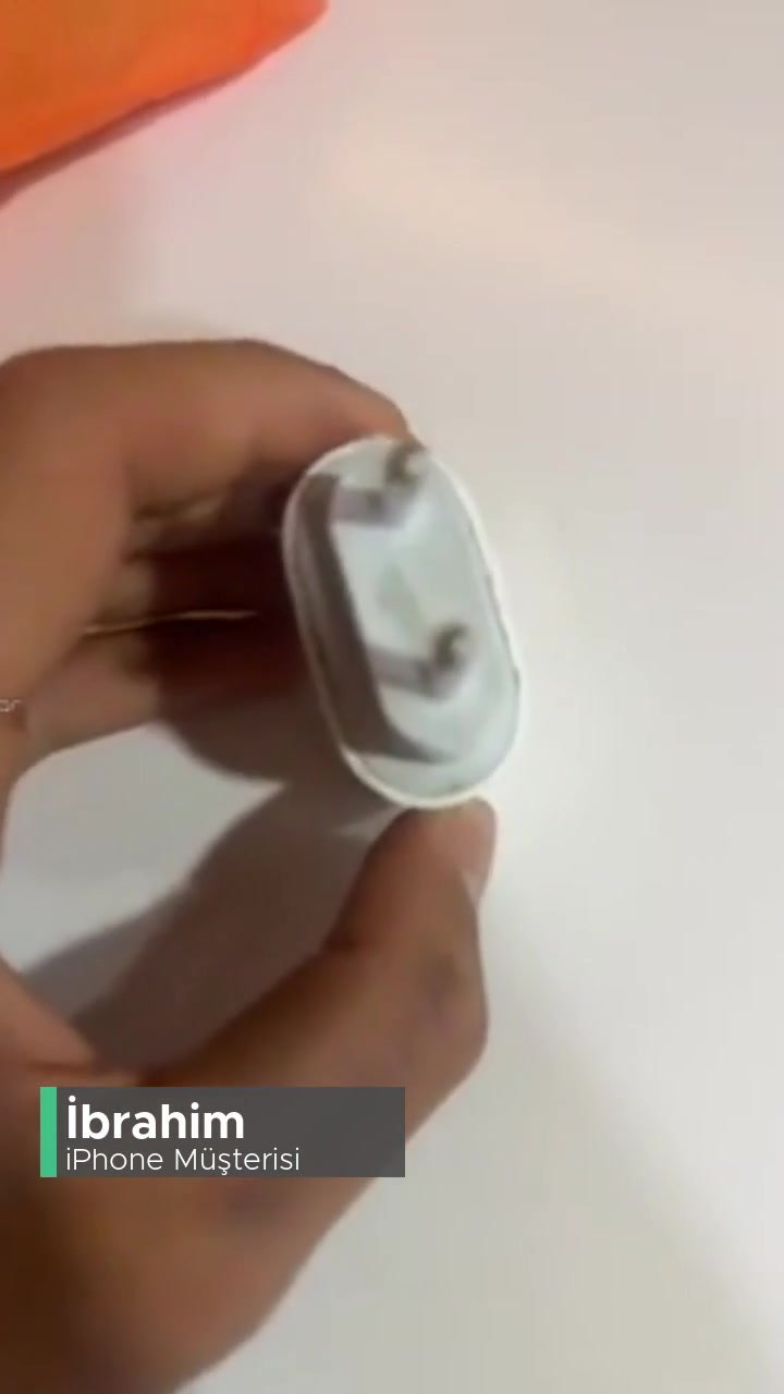 iPhone Şarj Başlığı Patladı videonun kapak resmi