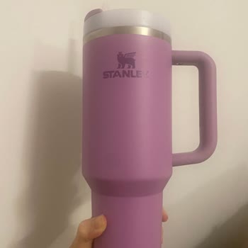 Stanley Flip Straw Tumbler İlk Günden Sızdırdı, Kimse Çözüm Sunmuyor