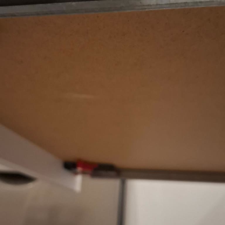 Frenli Çekmece Raylarının Plastik Tırnakları Kırıldı, Parça Temini İstiyorum