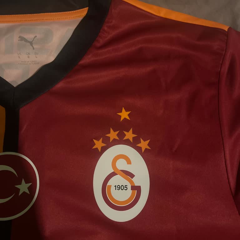 Yanlış Forma Ve Yapıştırılmış Yıldızlar Nedeniyle Hayal Kırıklığı