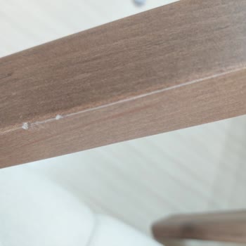 Teslim Edilen Mobilyalar Hasarlı Ve Müşteri Hizmetleri İlgisiz