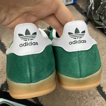 Kullanılmış Ayakkabı Ve İlgisiz Müşteri Hizmetleri Mağduriyeti