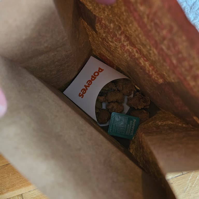 Popeyes Siparişlerinde Eksik Ürün Ve Sarımsaklı Mayonez Sorunu