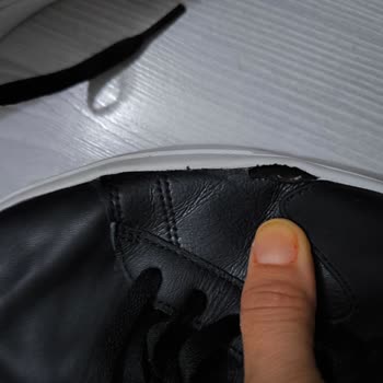 Kısa Sürede Hasar Gören Ayakkabıya Değişim Yapılmadı, Mağduriyetim Giderilmedi