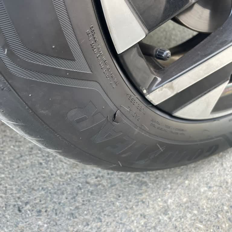 Ekspertiz Raporunda Belirtilmeyen Yarık Lastik İçin Çözüm Bekliyorum