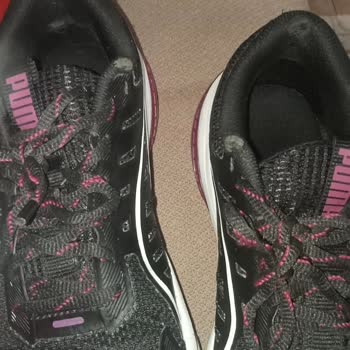 1 Ayda Yırtılan Ayakkabı İçin Değişim Talebi