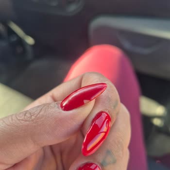 Beklentilerin Çok Altında Kalan Tırnak Hizmeti