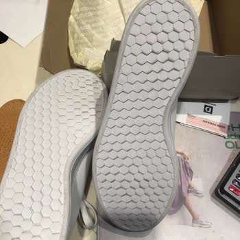 Deichmann'dan Satın Alınan Ayakkabılarda Defo Ve Sararma Sorunu