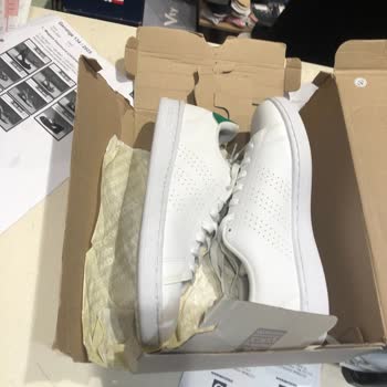 Deichmann'dan Satın Alınan Ayakkabılarda Defo Ve Sararma Sorunu