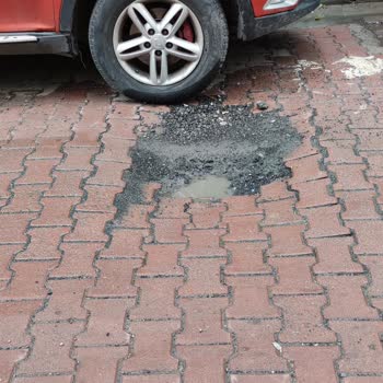 Kentsel Dönüşüm Sonrası Bozulan Yollar Ve İlgisiz Belediye Hizmeti