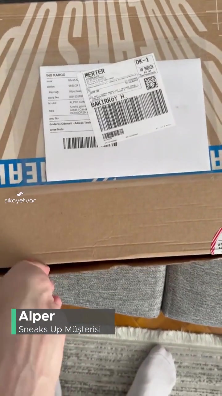 Sneaks Up'tan Aldığım Ayakkabı Problemi videonun kapak resmi