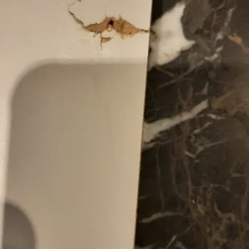 I Received a Damaged Display Bedroom Set From Vivense With Missing Parts