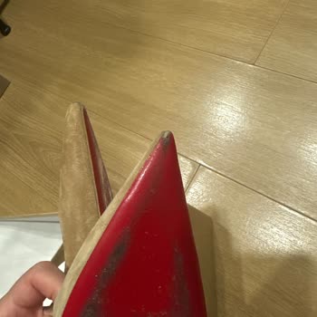 Louboutin Ayakkabının İlk Kullanımda Deforme Olması Ve Beymen'in Çözüm Sunmaması