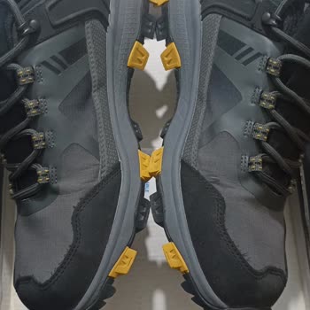 I Wore Dockers Waterproof Shoes for 6 Days and They Leaked