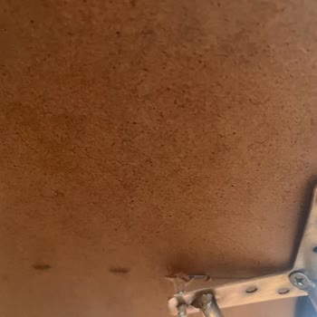 Koltuk Takımı Fiyaskosu: Çöken Ayak, Alaycı Üslup, Çözüm Yok!