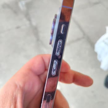 Piili Marka Kılıf, İphone 14 Pro'mda Çiziklere Neden Oldu