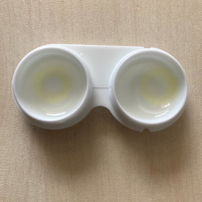 Kusurlu Lens Ve Yetersiz Müşteri Hizmeti Nedeniyle Güven Kaybı Yaşadım