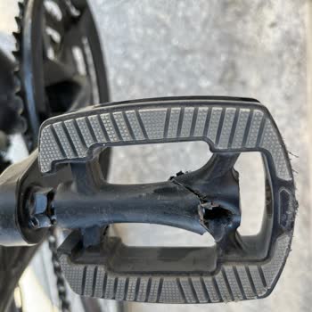 Carraro Bisiklet Pedal Kırılması Sonrası Yedek Parça Ve İletişim Mağduriyeti