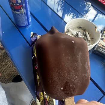 Magnum Dondurma Eksik Ve Küçük Boyutlu Çıktı