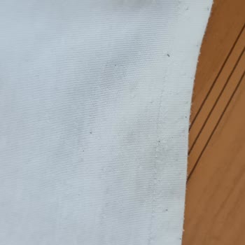 DeFacto'dan Aldığım Tişörtler İlk Yıkamada Küçüldü Ve Tüylenme Yaptı