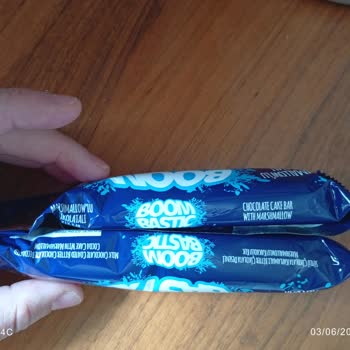 Aldığım Çikolatada Boy Farkı Şaşkınlık Yarattı