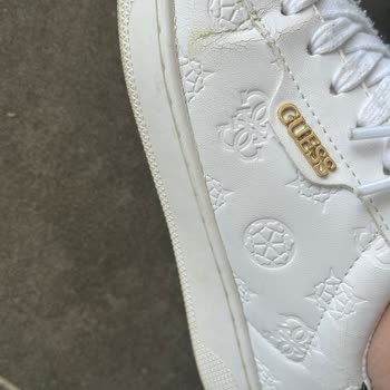 Guess Marka Ayakkabıda Erken Çatlama Ve Garanti Sürecinde Destek Sorunu