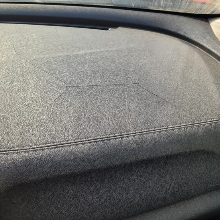 Kia Sportage Dashboard Cracked on Airbag Side and Kia Says It Is My Problem