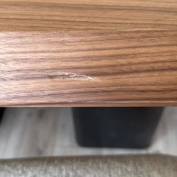 Hasarlı Teslim Edilen Yemek Masası Beş Ay Geçmesine Rağmen Değiştirilmedi