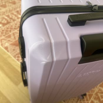 Kullanılmamış Aldığım Valiz Defolu Çıktı, İade Süreci Mağdur Ediyor