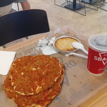 Pişmemiş Künefe Ve Yanlış Lahmacun, Ücret İadesi Talebim