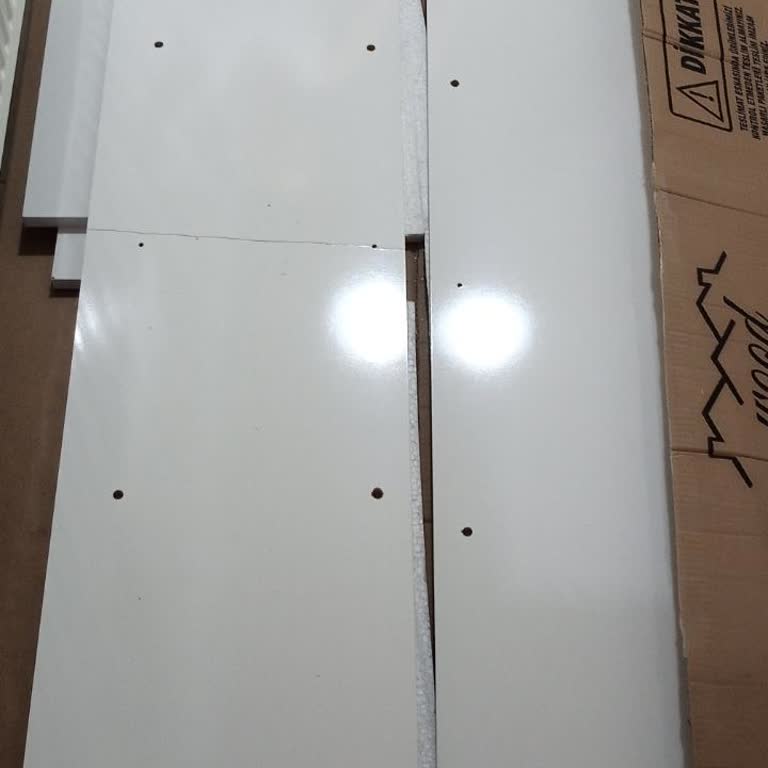 Kırık Ayakkabılık Ve İlgisiz Müşteri Hizmetleriyle Yaşadığım Mağduriyet