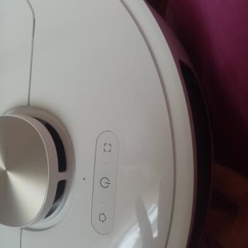 Satın Aldığım Robot Süpürge Hasarlı Geldi Ve Beklenen Özellikler Çalışmıyor