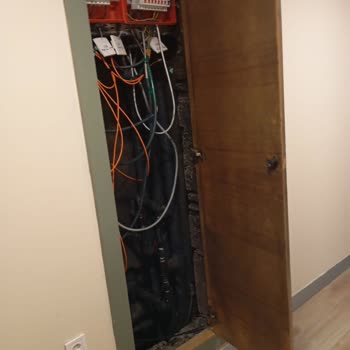 Otel Odasında Güvenlik Sorunu Ve Yaralanma