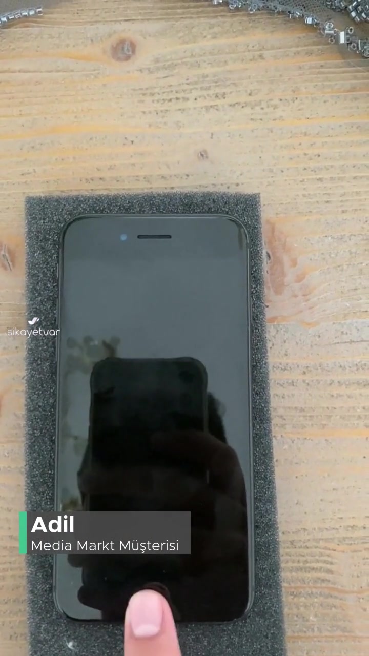 Media Markt Yenilenmiş iPhone Se 2020 videonun kapak resmi