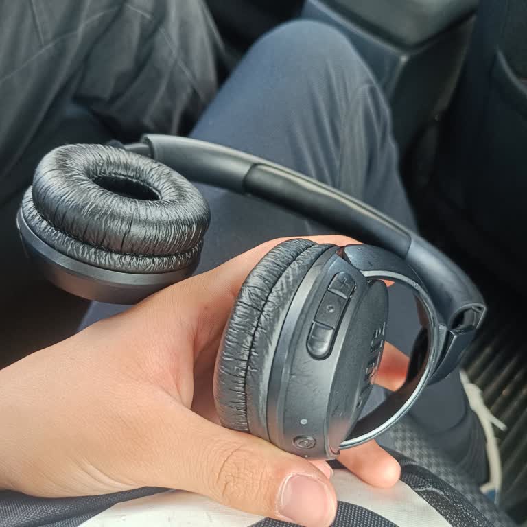 JBL Tune 520 BT Kulaklığım Şarj Olmuyor Ve Telefona Bağlanmıyor