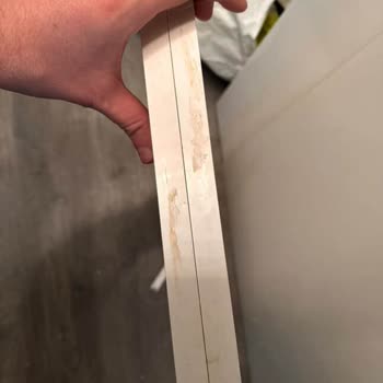 Banyo Dolabında Kalite Sorunları Ve Müşteri Memnuniyetsizliği