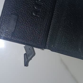 Aldığım Cüzdanlar Kısa Sürede Bozuldu Ve Firma Dönüş Yapmadı