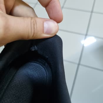 FLO'dan Alınan Skechers Ayakkabının Kısa Sürede Yıpranması Ve Garanti Sürecinde Yaşanan Memnuniyetsizlik