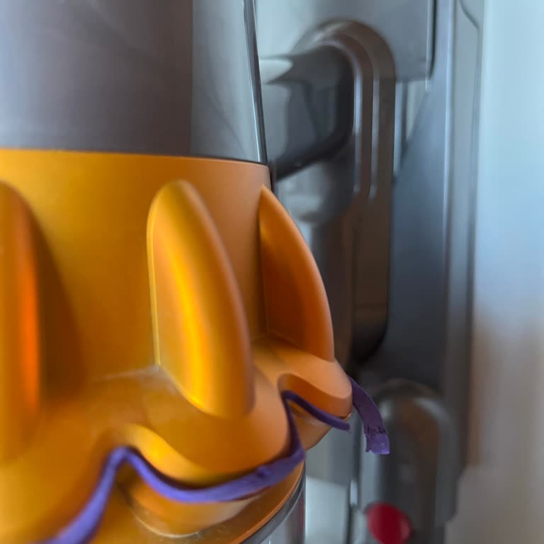 Garanti Bitince Peş Peşe Sorunlar: Dyson V15 Hayal Kırıklığı