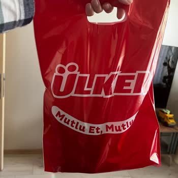 Aldığım Ülker Çikolatalarının Bozuk Çıkması Ve İletişimsizlik