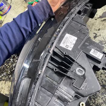 Oto Ekspertiz Raporunda Sol Sinyal Arızası Atlandı