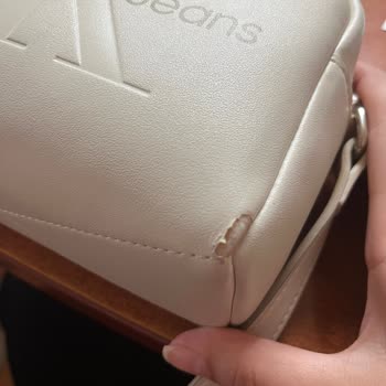 Boynerden Aldığım Çantada Soyulma Ve Renk Değişimi Yaşadım, İade Reddedildi