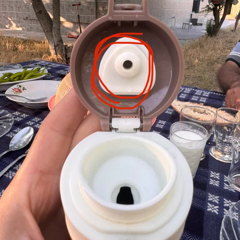 Termosun Silikon Parçası Kısa Sürede Yırtıldı Ve Su Sızdırıyor