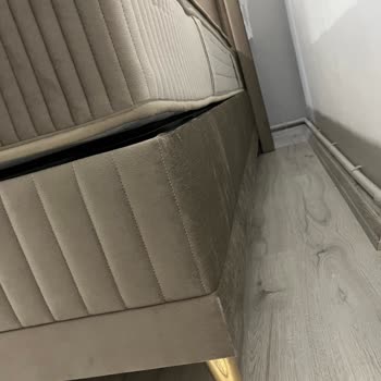 Taşpınar Alışveriş Merkezleri Yatak Takımı Deforme ve Yırtık Teslim Edildi, Değişim Bekliyorum