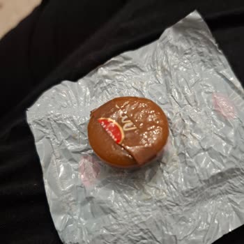 Kahveli Şekerin İçinden Jelatin Çıktı Hayal Kırıklığı Yaşadım