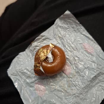 Kahveli Şekerin İçinden Jelatin Çıktı Hayal Kırıklığı Yaşadım